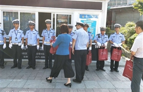 閑林政協(xié)主席來我閑林街道進行“送清涼”慰問活動