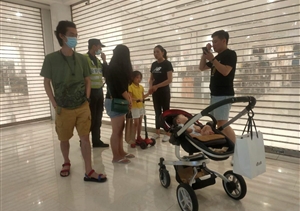 孩子走散父母急  輔警幫尋解其憂——宗保公司駐周浦項目輔警幫助